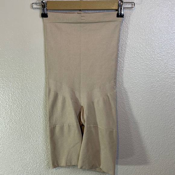 SPANX | High Power Mid Thigh Shapewear | Nude | Medium - Picture 1 of 7